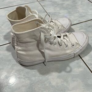 White converse